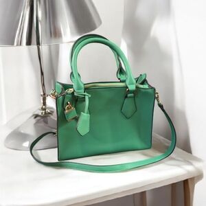 NWOT Hynes Eagle Green Handbag